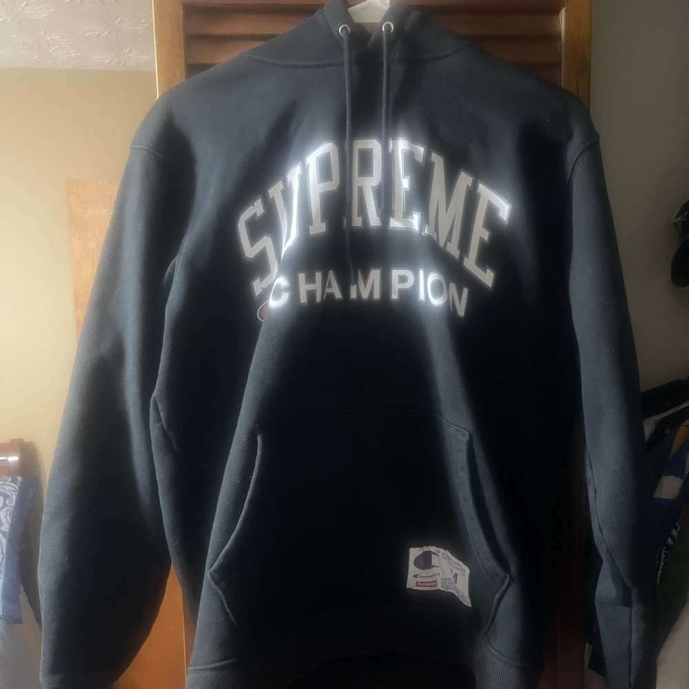 Supereme x Champion Hoodie